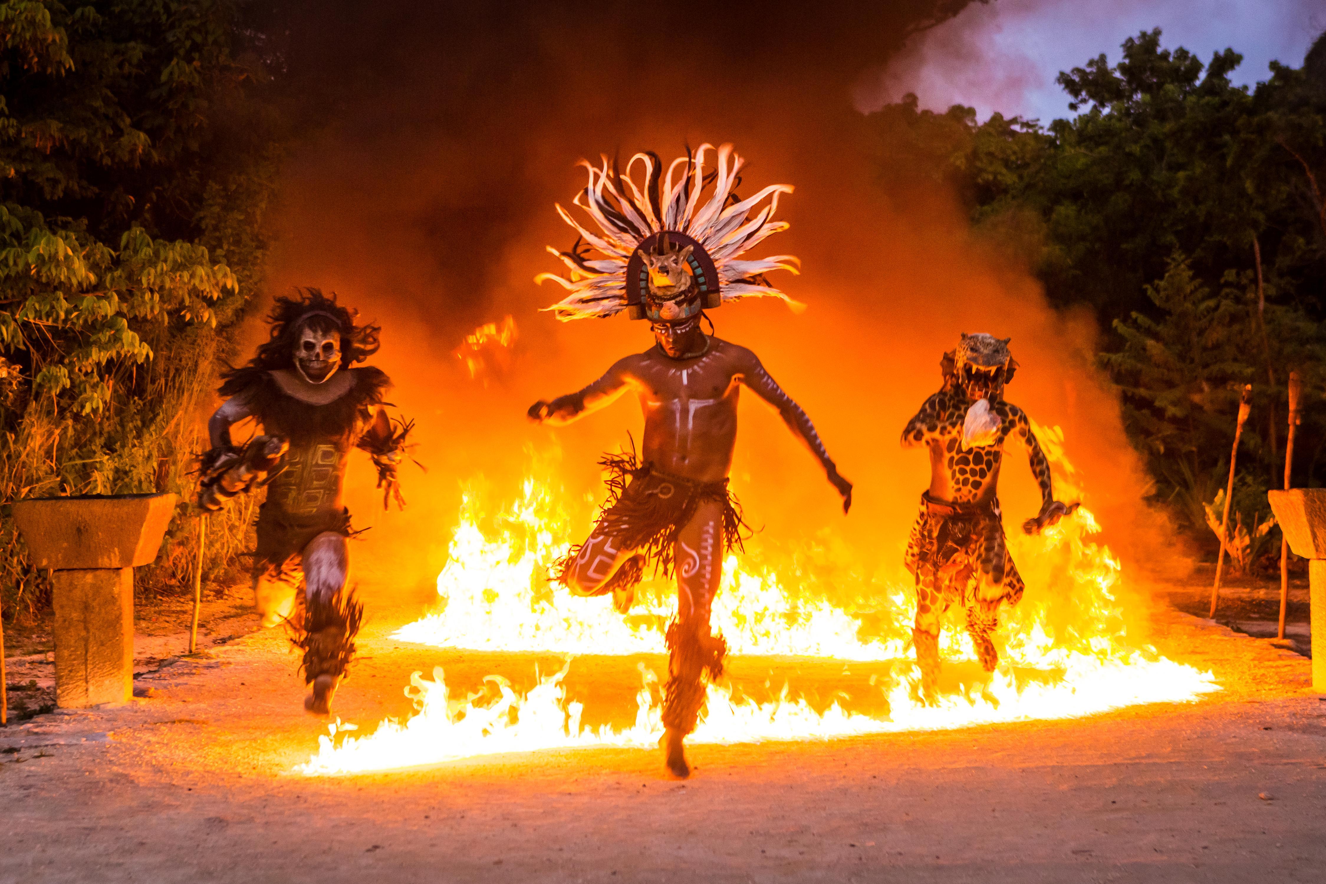 Sandos Caracol Eco Resort All Inclusive (Adults Only) Playa del Carmen Esterno foto Fire dance