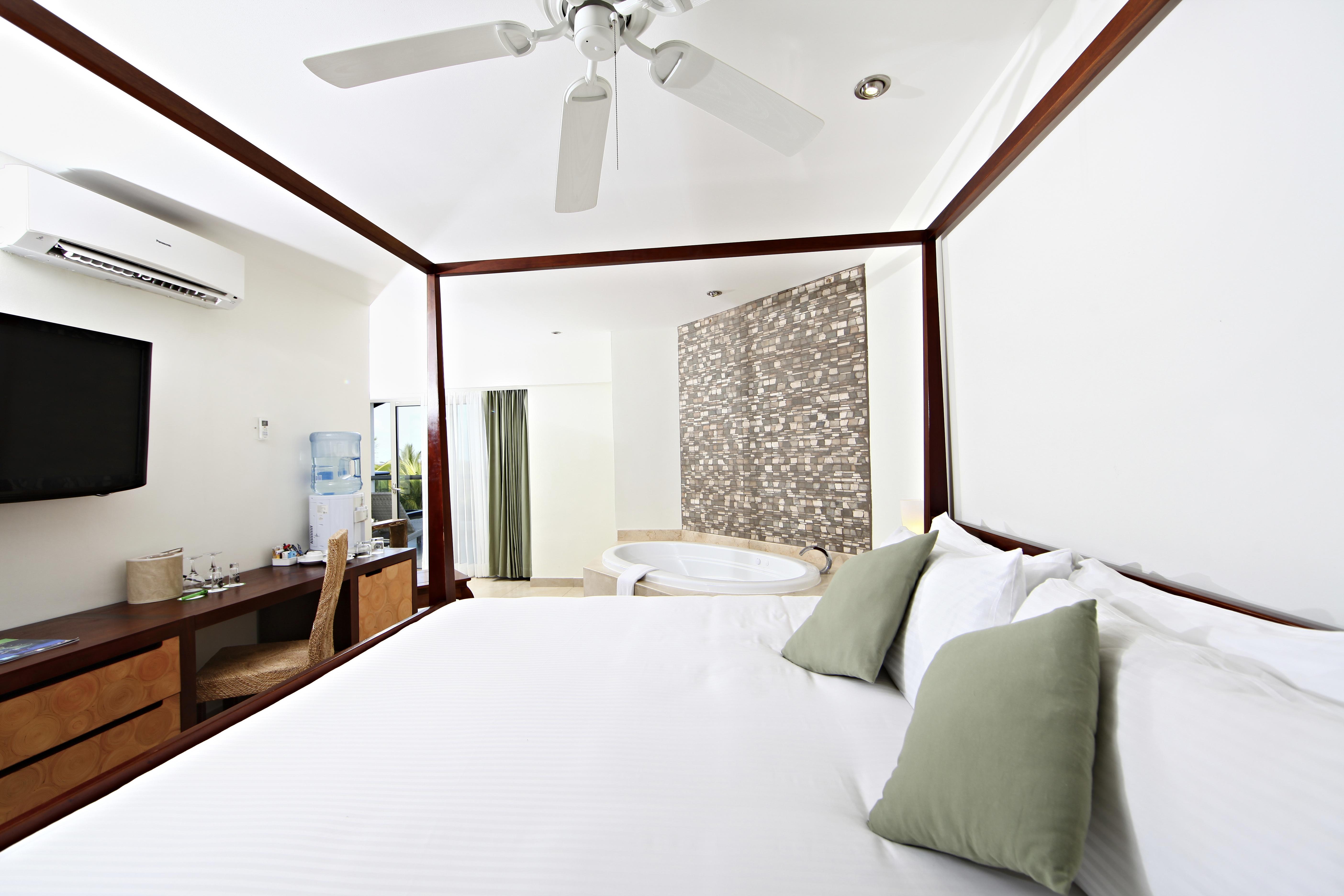 Sandos Caracol Eco Resort All Inclusive (Adults Only) Playa del Carmen Esterno foto Deluxe Room